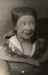 Mally Haaland som Nille i "Erasmus Montanus".