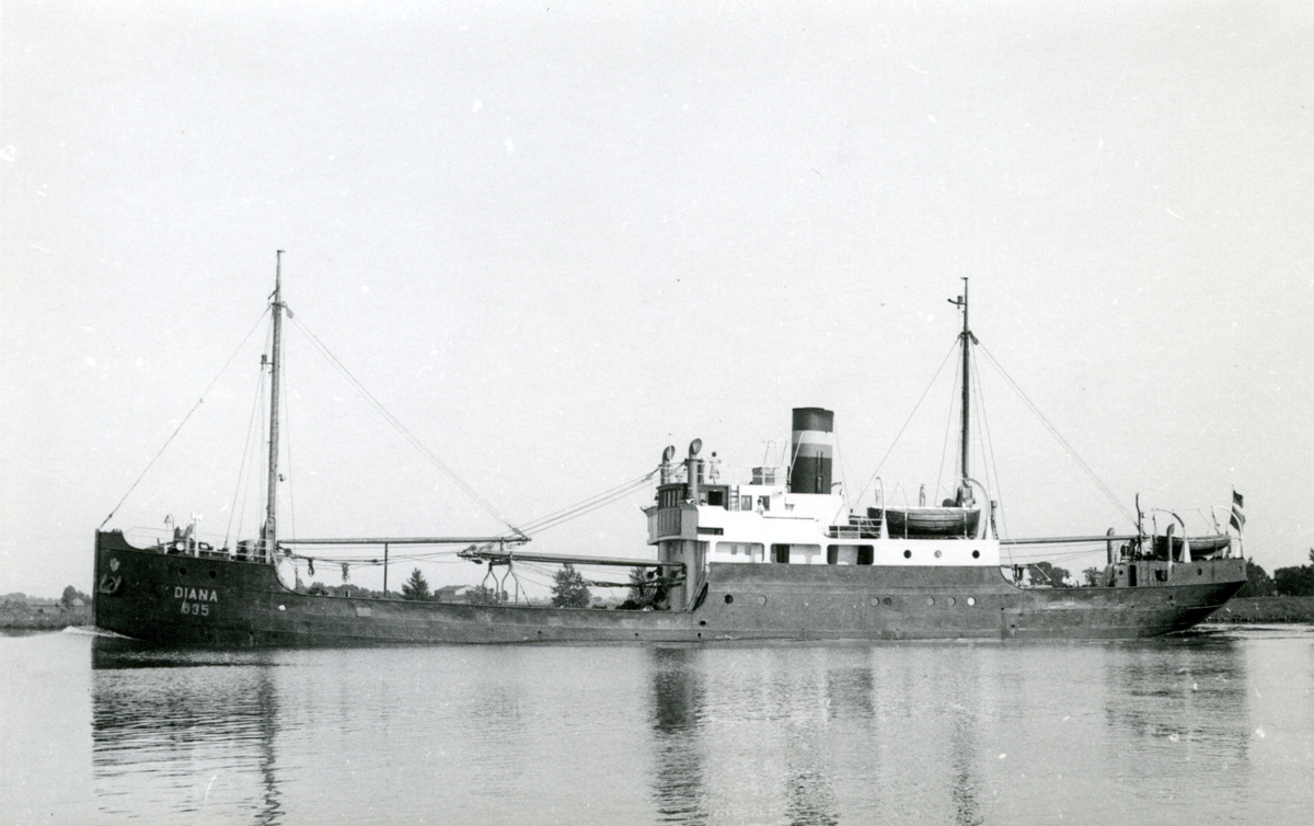 Ägare:/1901-14, 1918-54/: Dampschiffahrts Ges. Neptun A.G. Hemort: Bremen.