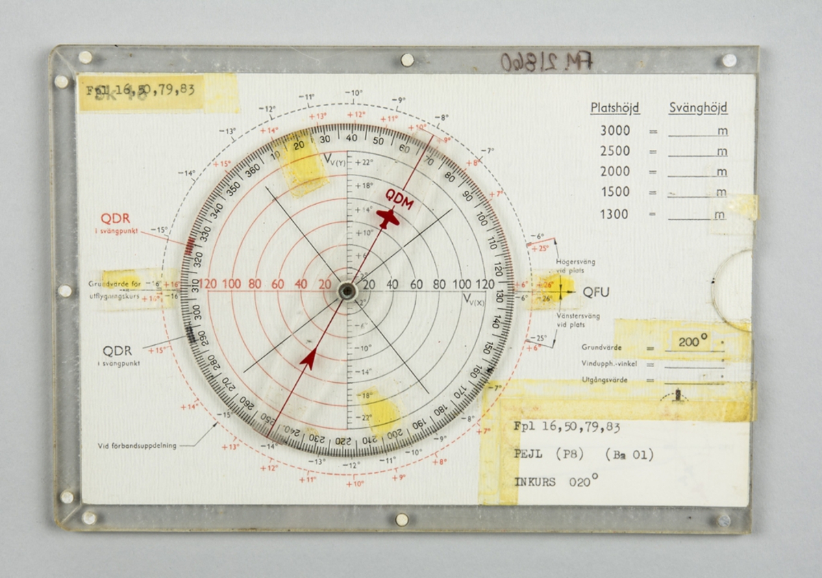 Pejlingsnavigeringsskiva Sk 16. Pejlingsnavigeringsskiva i hårdplast, SK 16. På ena sidan står anteckningen: fpl 16, 50, 79, 83.