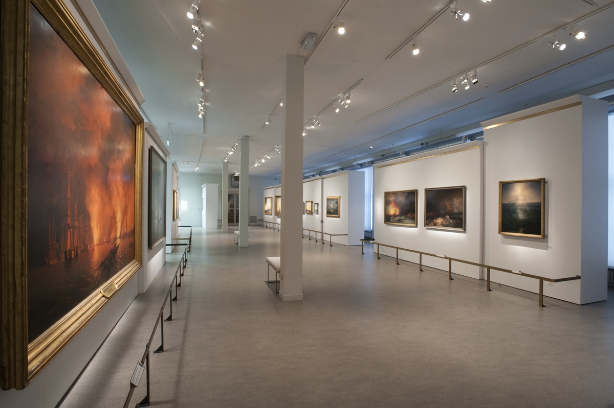 Dokumentation av utställningen  "Ajvazovskij mästaren" som visades på Sjöhistoriska 2011
