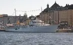 Kungaskeppet Norge vid Skeppsbron i Stockholm under det norska kungafamiljens besök 2005