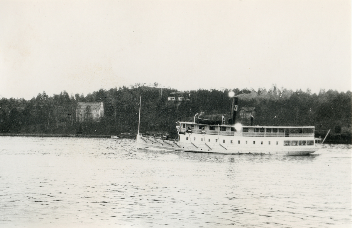 Waxholmsbolagets ångare SKÄRGÅRDEN.
