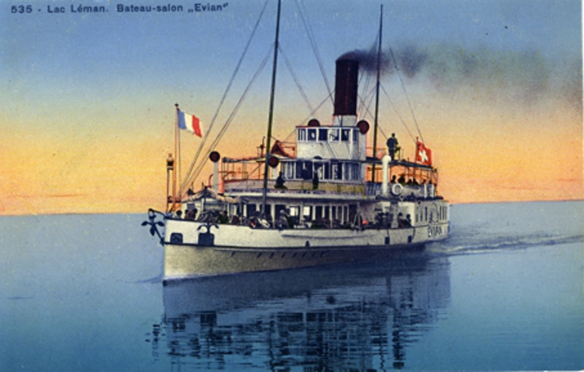 536 - Lac Léman. Bateu-salon "Evian"