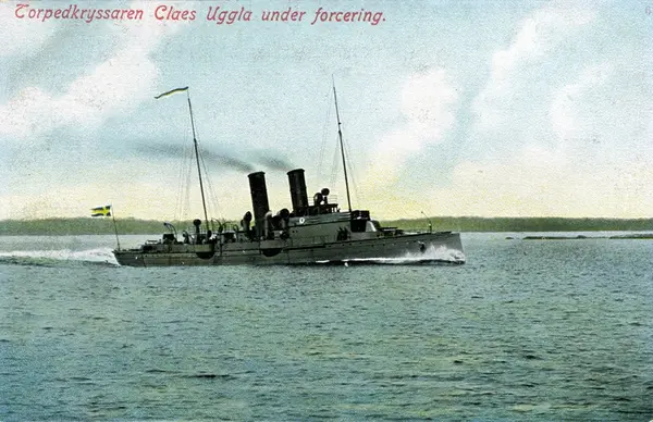 Torpedkryssaren Claes Uggla under forcering