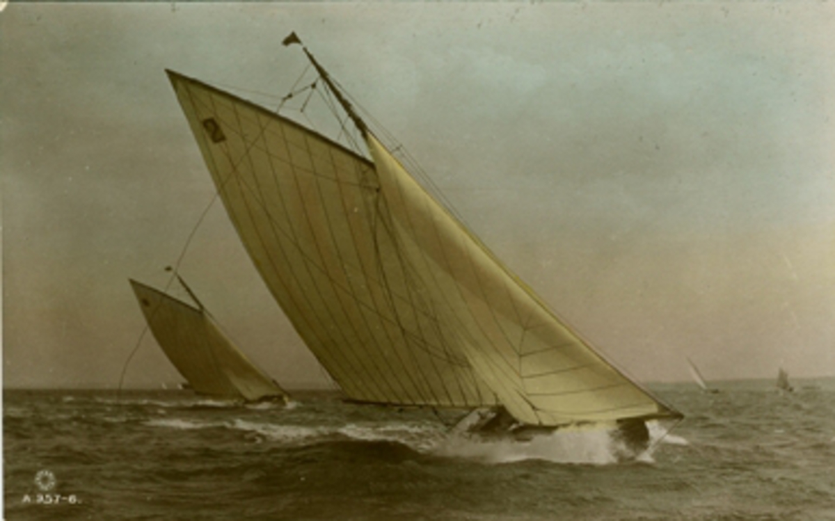 A.957-6. Rotary Photo.
Rotary Photo, London, E.C. Printed in Britain. This is a Hand-painted Real Photograph.