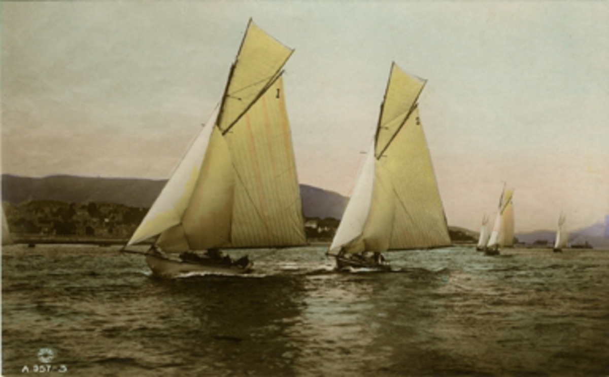 A.957-3. Rotary Photo.
Rotary Photo, London, E.C. Printed in Britain. This is a Hand-painted Real Photograph.