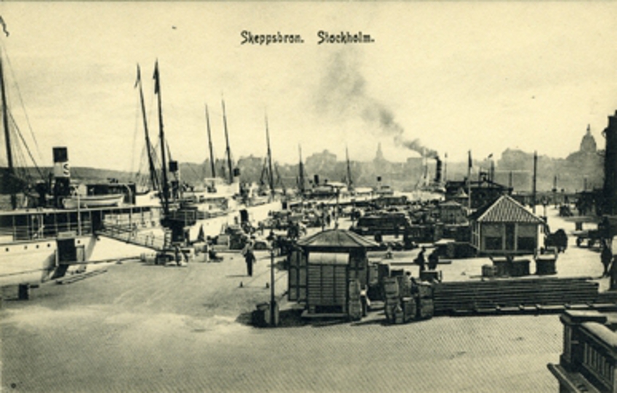 Skeppsbron. Stockholm.
Imp. Paul Heckscher - Stockholm. 105