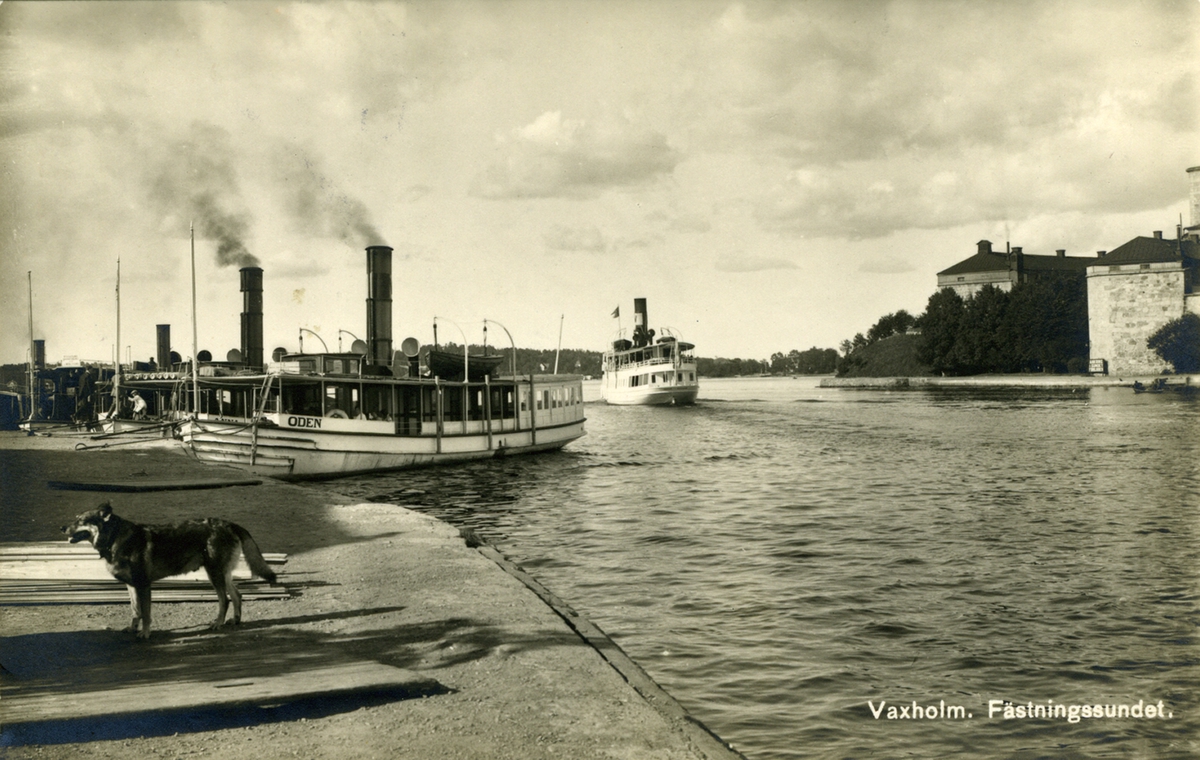 Vaxholm. Fästningssundet.
Förlag: Anna Strömbergs Bokhandel.