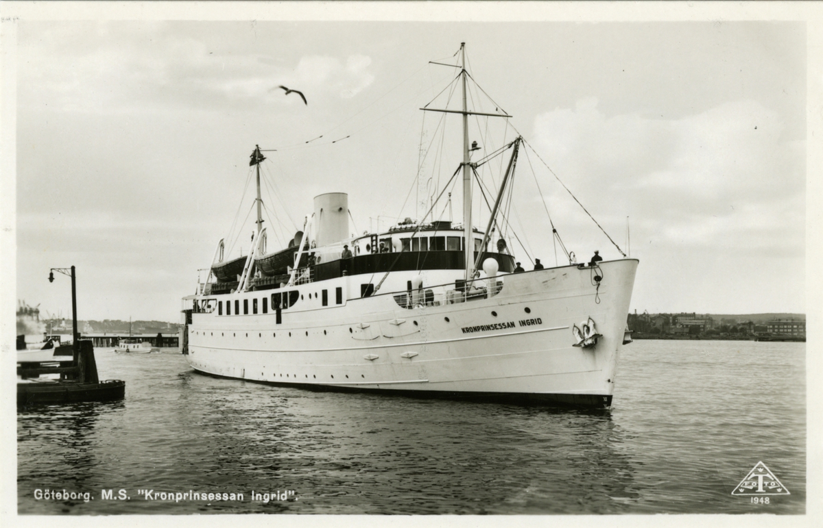 "Göteborg. M/S Kronprinsessan Ingrid. Träff förlaget"
Album 6, foto 73