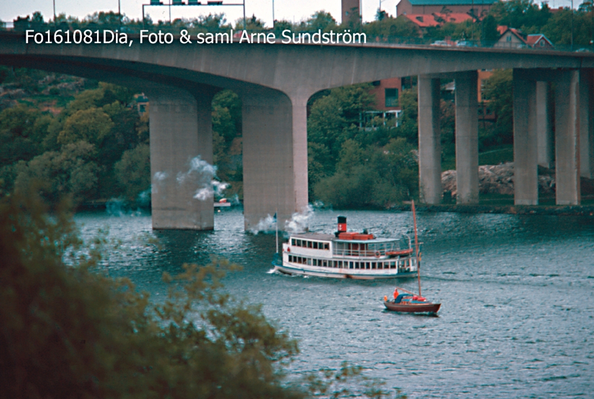 Drottningholm u Essingeleden maj 76