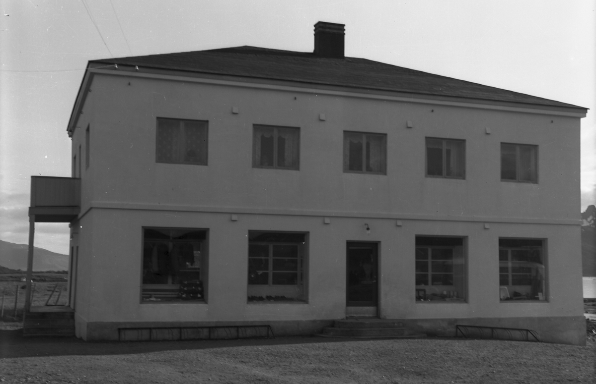 Strand Samvirkelag, Frøskeland i Sortland, ca. 1950