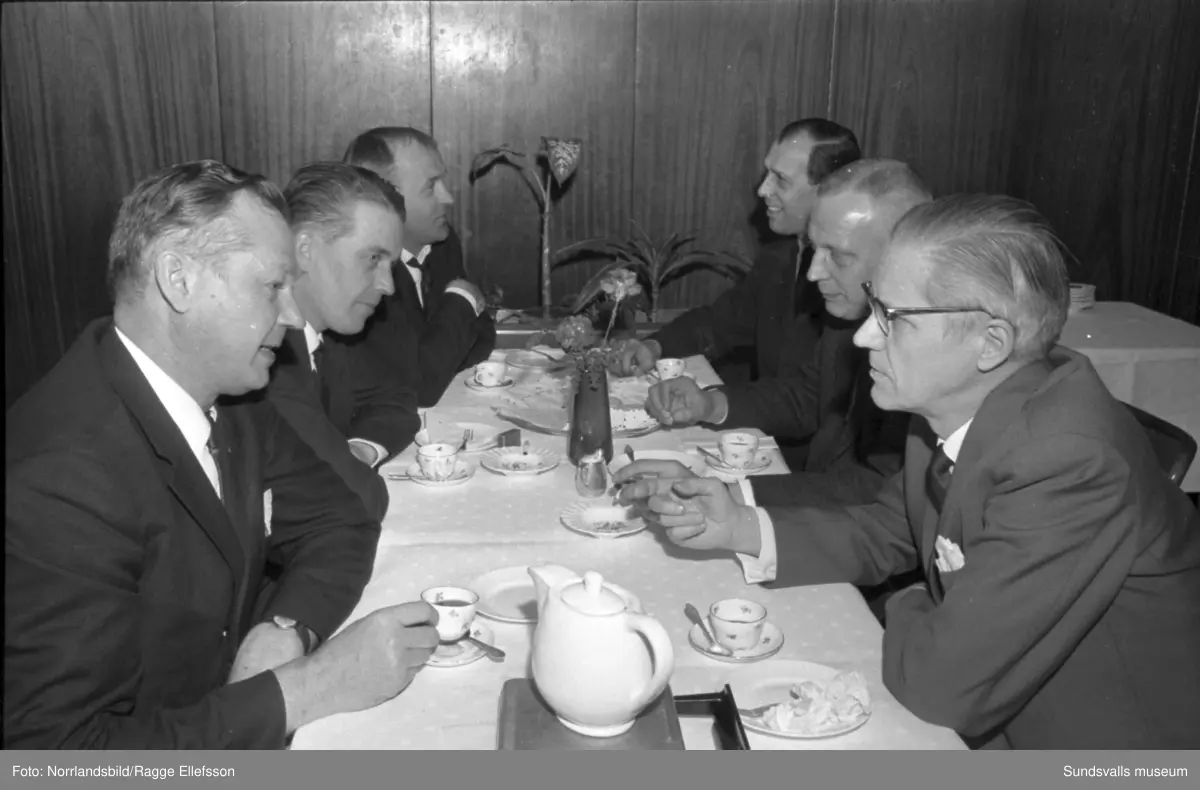 Postverkets kongress med medaljutdelning på Odd Fellow-restaurangen i Sundsvall.
