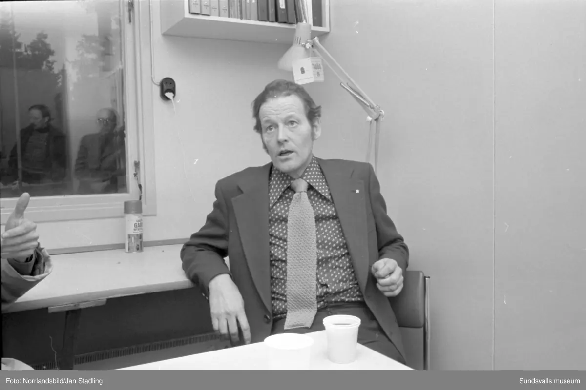 Brobyggen i Timrå i samband med E4-bygget. Reportage för tidningen Statsanställd.