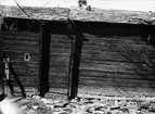 Snickarbod och loftbod - nu på friluftsmuseet Disagården - på ursprunglig plats i Gränby, Björklinge socken, Uppland