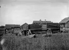 Skärningar av ålderdomlig typ på mat- och spannmålsbod - nu på friluftsmuseet Disagården - på ursprunglig plats, Östanå, Morkarla socken, Uppland