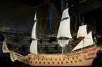 Vasa 1:10 modellen, bemålad och på plats igen.
Helfigur 451.