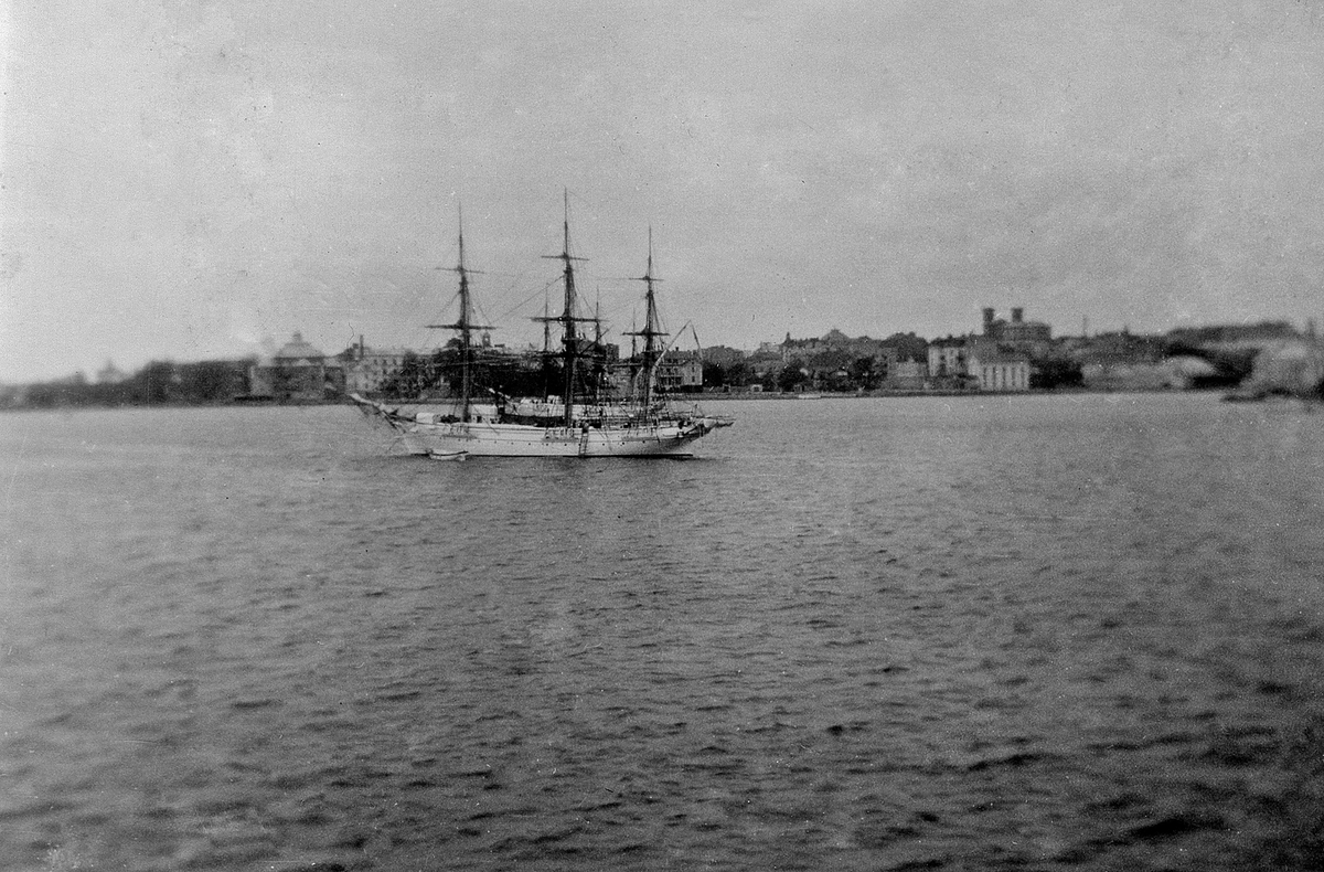 AF CHAPMAN till sjöss utanför Karlskrona.