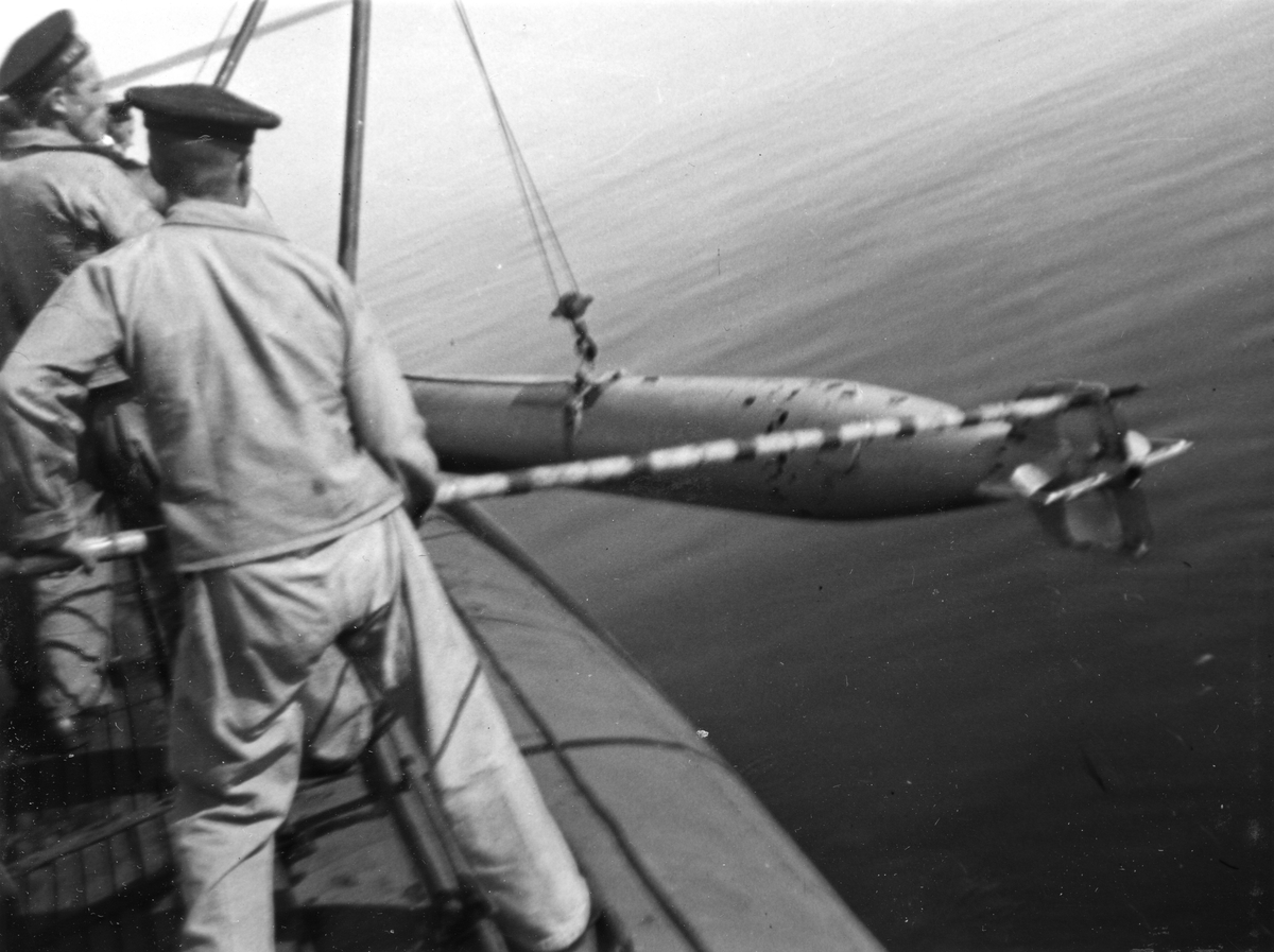 UTTERN (1921)