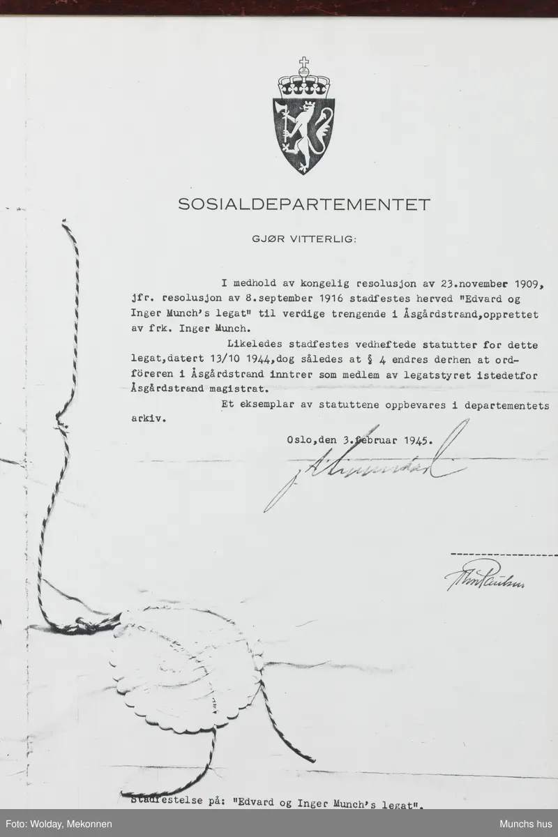 Kopi av "Edvard og Inger Munch`s legat" til verdig trengende,  i glass og ramme