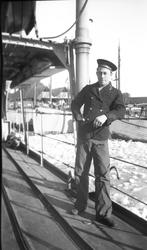 Skeppsgosse vid relingen