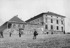 Rådhuset från Ristorget före tillbyggnaden omkring sekelskiftet 1890-1900.