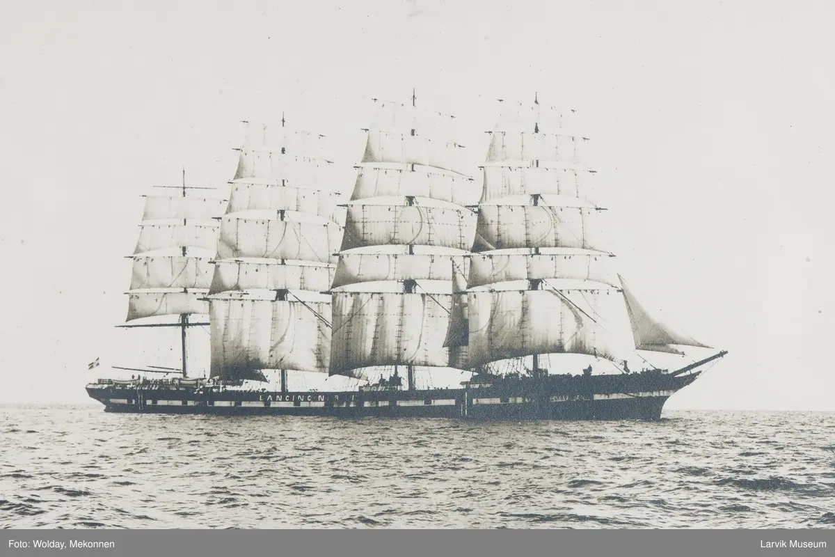 Firemastet bark Lancing