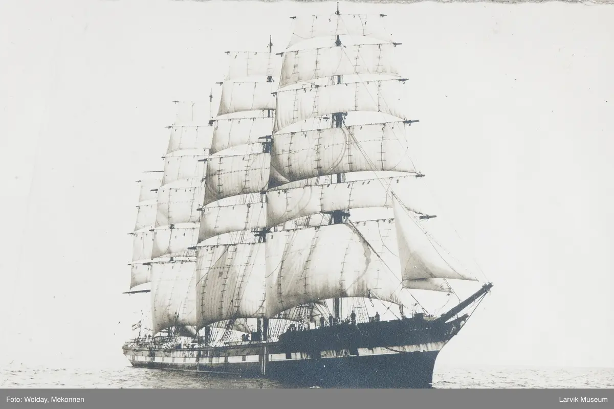 Firemastet bark Lancing