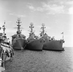 Franskt örlogsbesök vid mobiliseringskajen
Från vänster: Cha