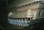 Vasamodellen i skala 1:10 under byggnad. Akterkastell, låringsgallerier.