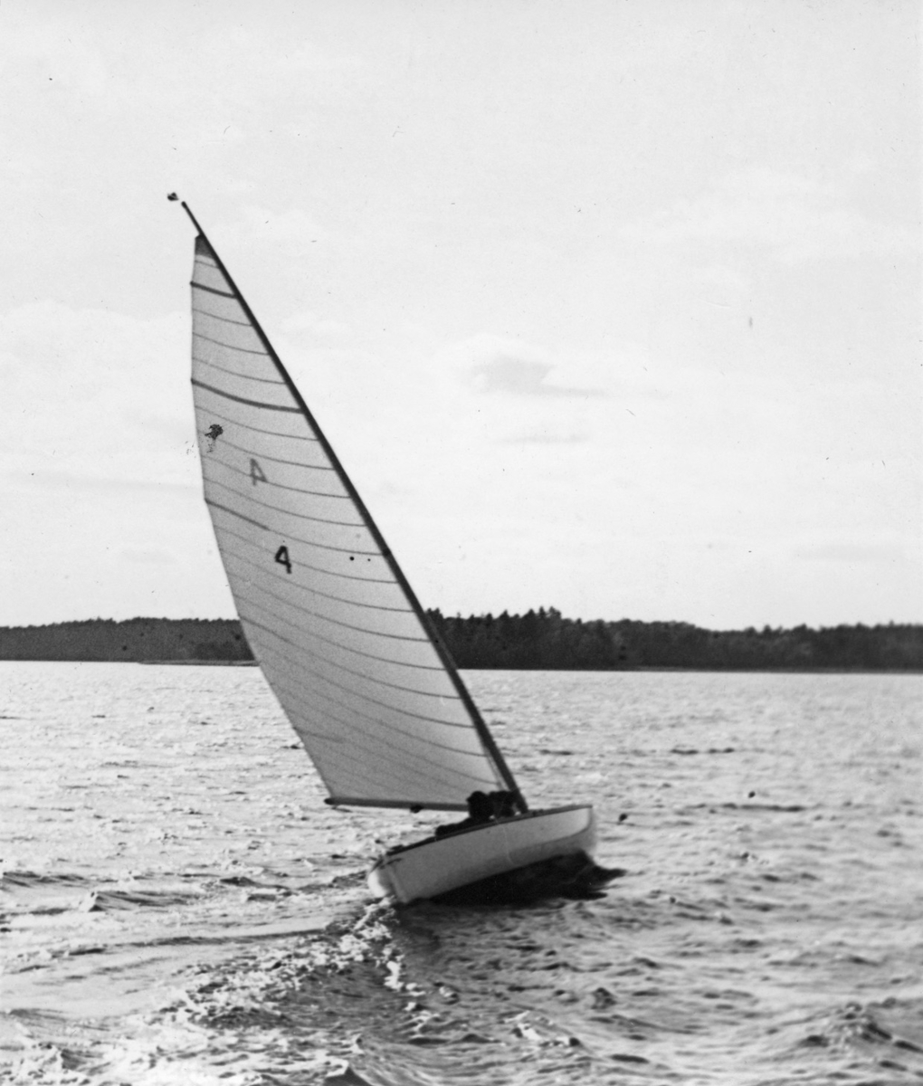 "'Krumelur' S.K.S. nya E-kanoten"