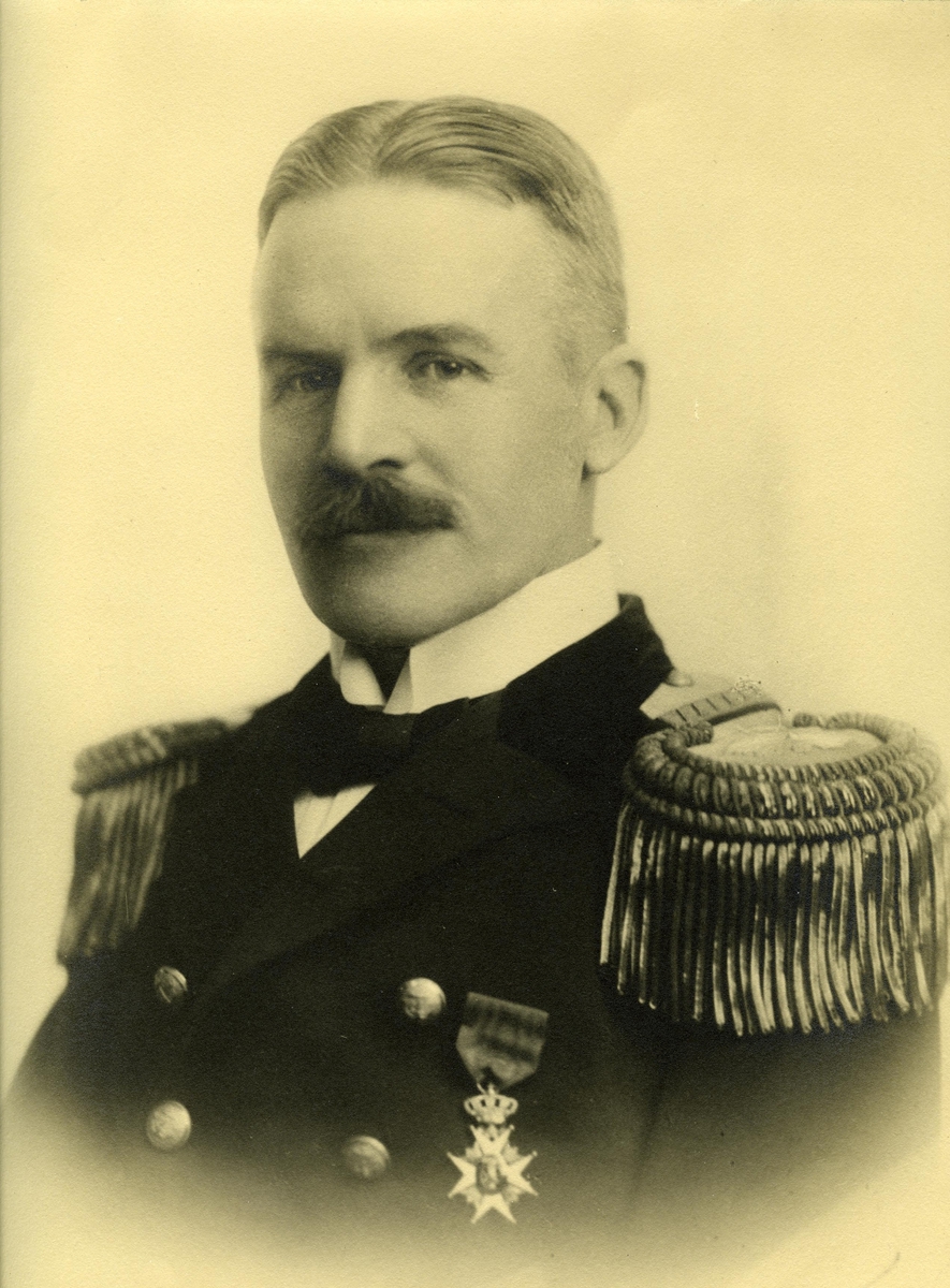 Porträtt av mariningenjör Johannes Lindbeck.