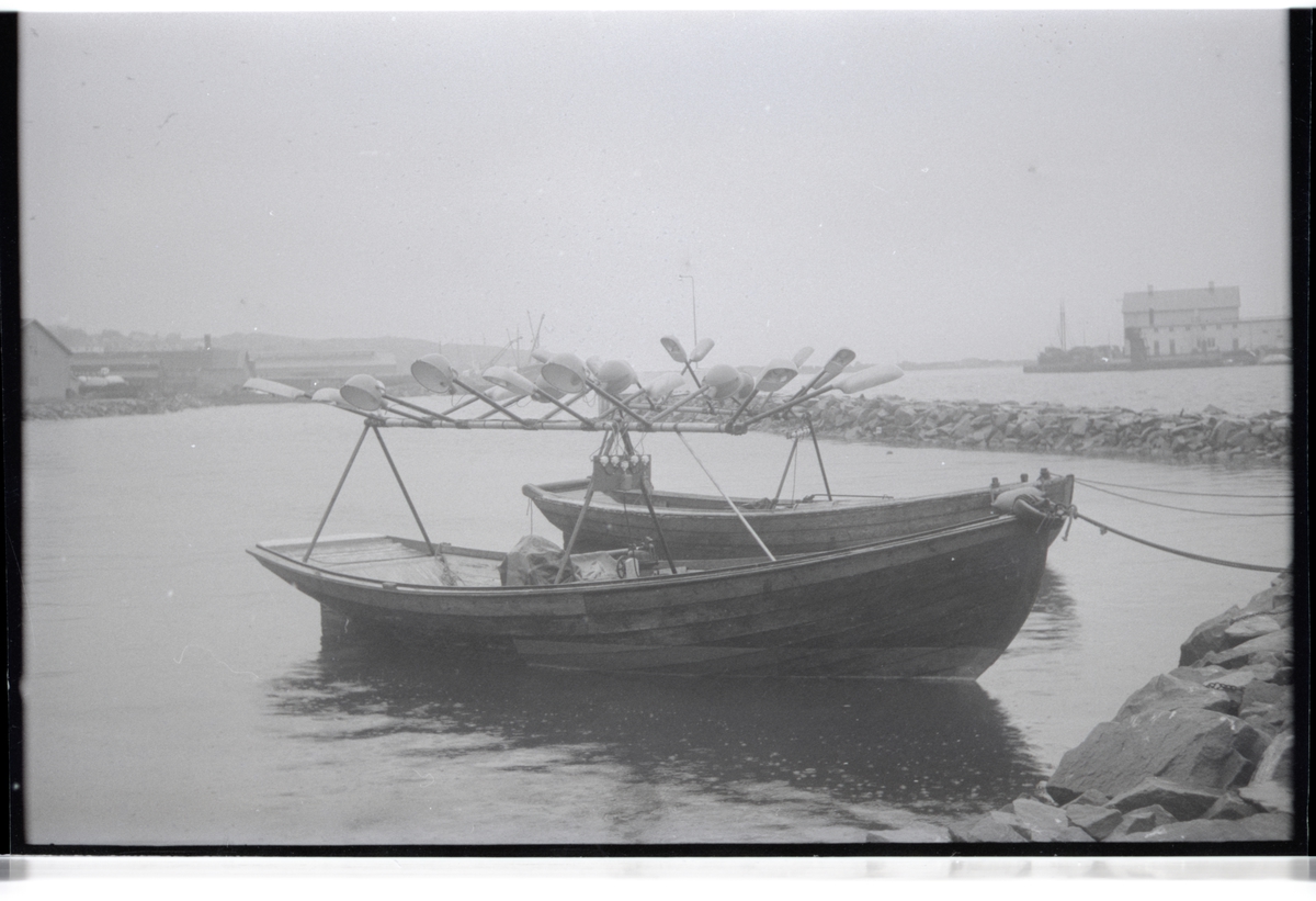 Första båten i Sverige som fiskade med ljus-sillfiske i Bohuslän.