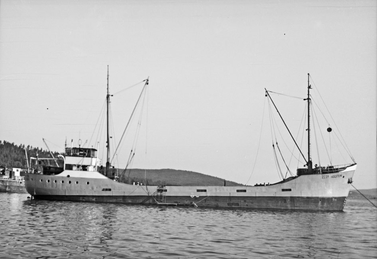 Ägare:/1940-60/: Jakob Poll. Hemort: Ütersen.