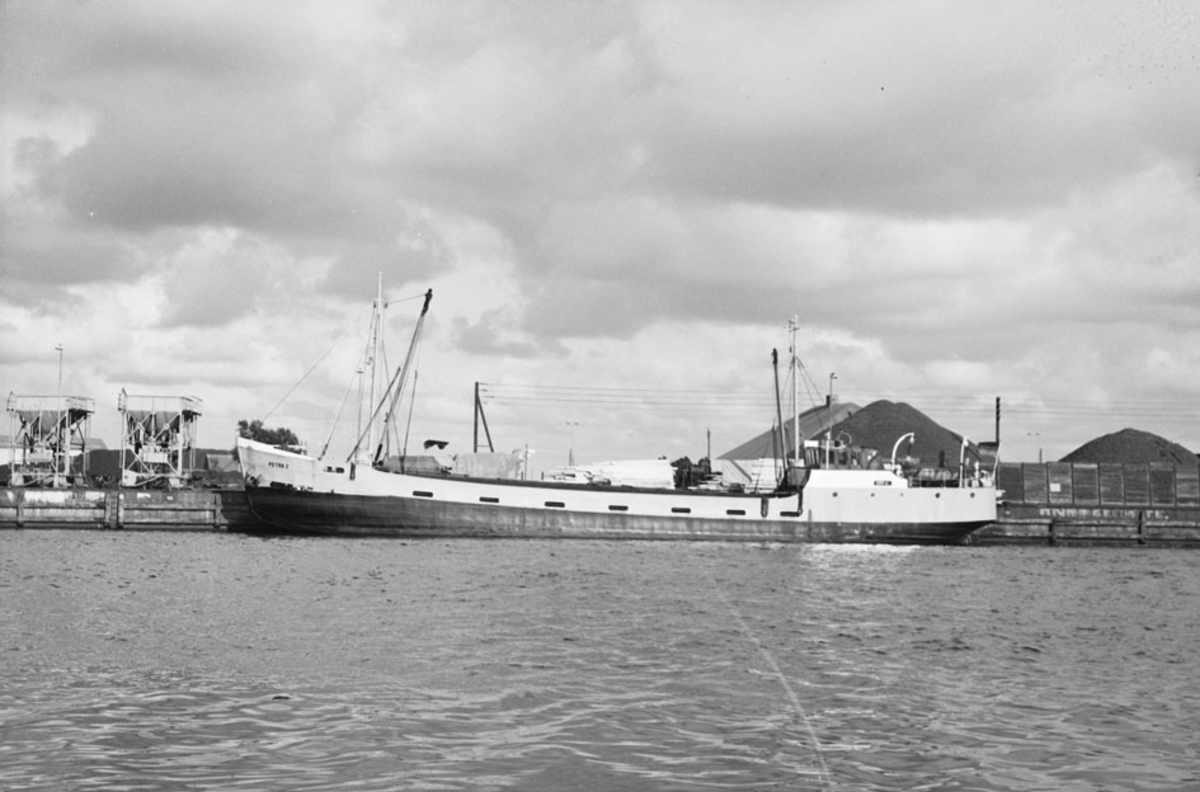 Ägare:/1964-68/: Pedro Buss. Hemort: Emden.