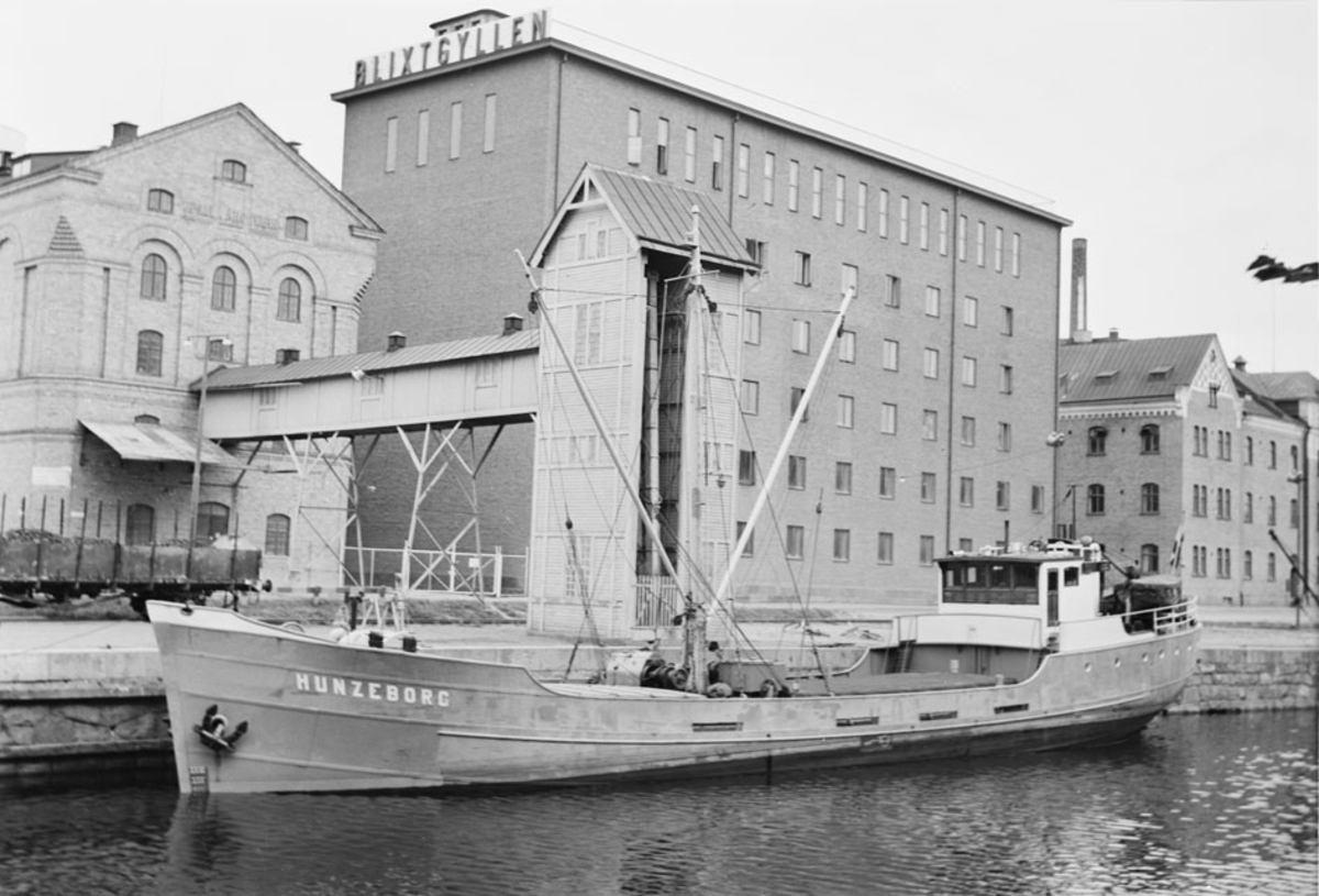 Ägare:/1953-59/: E. WagenborgÂ´s Scheepvaart- & Expeditiebedrijf N.V. Hemort: Delfzijl.