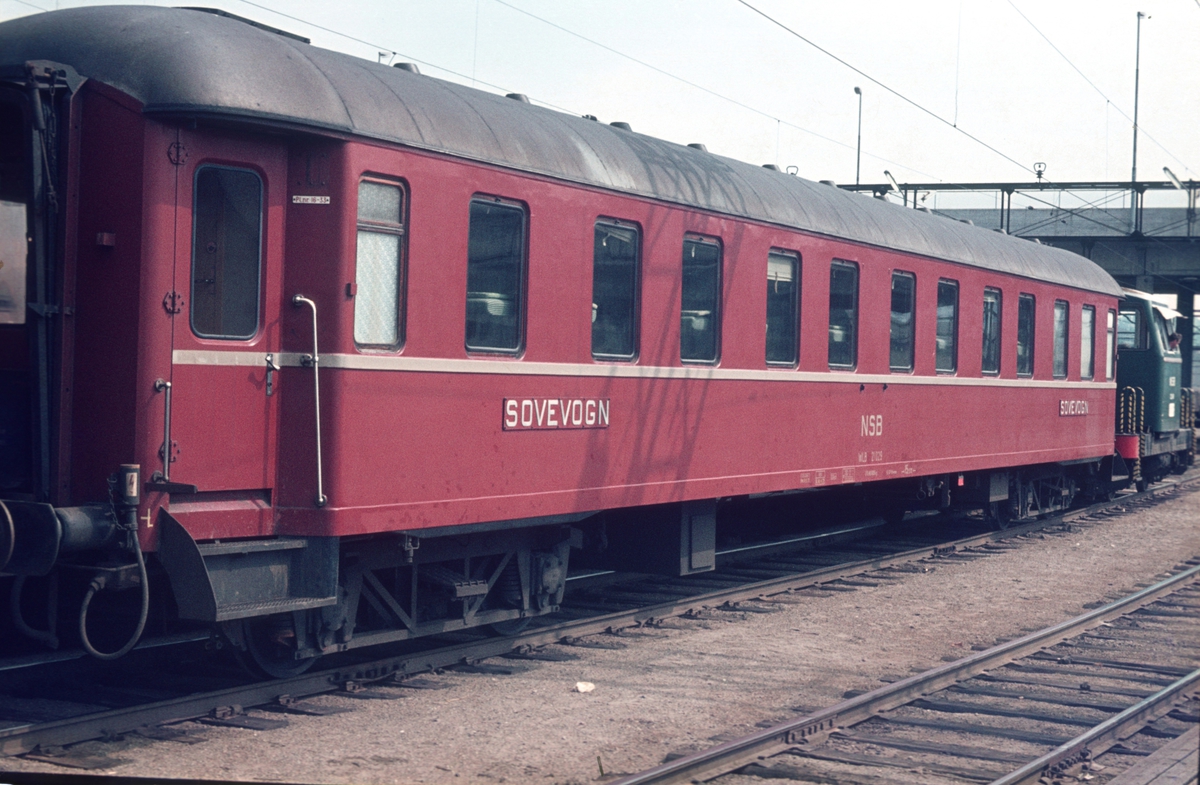 Sovevogn WLB blir skiftet på Oslo Ø.