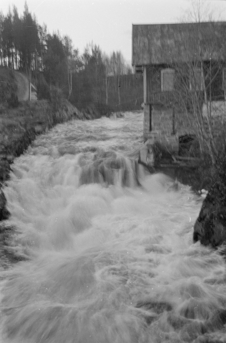 Foss, kvernhus