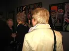 Mingel under vernissagen av utställningen av Från Lilla Paris till Louvren på Vänersborgs museum 2009-04-25. 

Detta var Birgitte Söndergaards första utställning på sin födelseort.