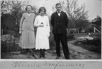 Elinslund Blåsut, Vänersborg.
Linnéa Axelssons konfimration, föräldrar Ellen och  Johan Axelsson. Linnéa född 1918 så året kan eventuellt vara  1934

.