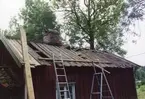 Stuga under renovering. Hålleröd  Hjärtum