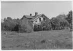 Hus och naturområde. Kullings-Skövde