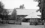 Fd jordbruksfastighet? Bostadshus/sommarstuga. Gärdesgård.  Örsered  Kölaby