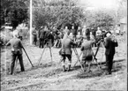 Älgjakten på Hunneberg. Filmning av jaktsällskapet. Västra Tunhem