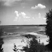 Halleberg. De la Gardies sandar, badstrand vid Vänern, 29-30 Maj 1946.