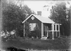 Liten stuga, sannolikt vid Nordkroken, Vargön.