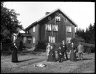 Olof Gustaf Oskar Johansson med familj ca 1912

Enligt husförhörsboken 