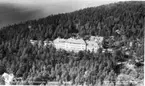 Flygfoto över Sjö-Gunnarsbo Sanatorium  Åsunden