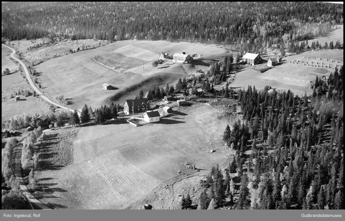 Flyødegård Gnr.,/brn:95/8 og 11 og Sparingen øvre Gnr/brn:90/11 Brekkom, Ringebu.