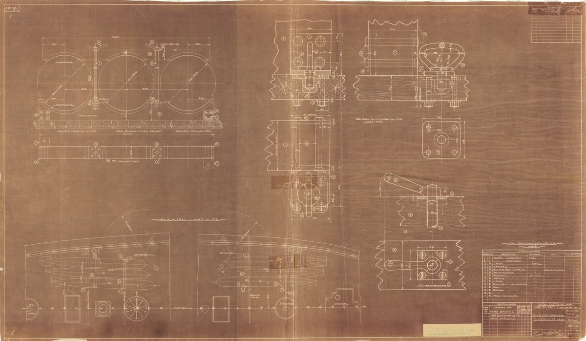 Sammanställningsritning å skrå för torpeders placering å däck