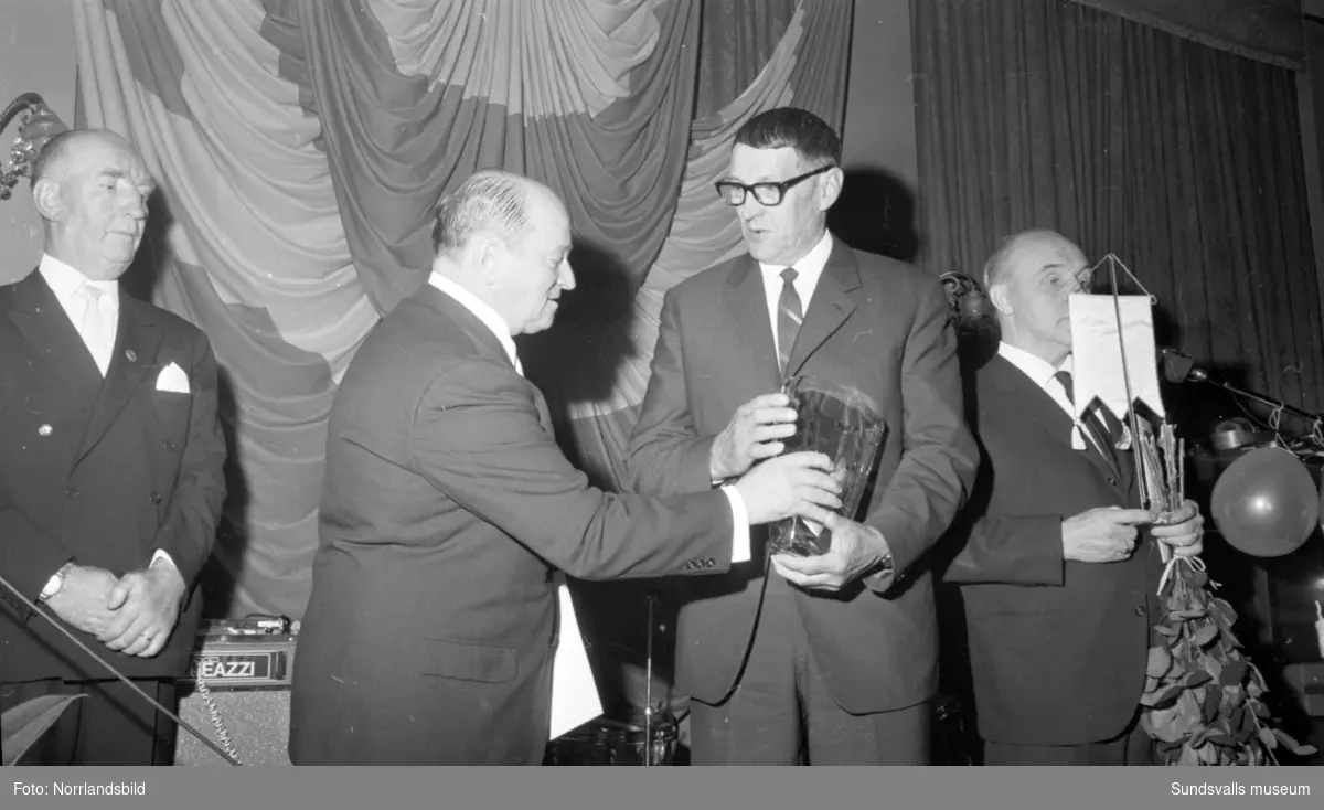 Kioskägarkongress i Stadshussalongen. Fotograferat för Expressen.